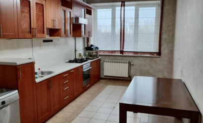 Купить 3-комнатную квартиру, Брест, Карьерная ул.. Фото 1