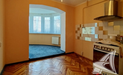 Купить 3-комнатную квартиру, Брест, Ковалево, ул. Суворова. Фото 4