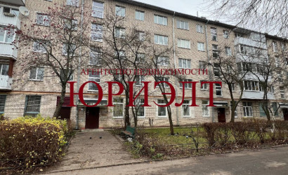 Купить 3-комнатную квартиру, Барановичи, Советская, 144. Фото 1