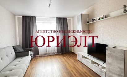 Купить 4-комнатную квартиру, Гомель, Хатаевича, 51. Фото 1