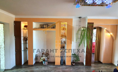 Купить 3-комнатную квартиру, Великорита, Ленина. Фото 2