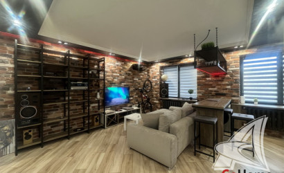 Купить 2-комнатную квартиру, Брест, Центр, б-р Космонавтов. Фото 1