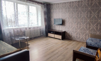 Снять 1-комнатную квартиру на сутки, Волковыск, Первомайская 5. Фото 1