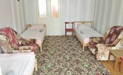 Снять 3-комнатную квартиру на сутки, Глуск, улица Кирова. Фото 3