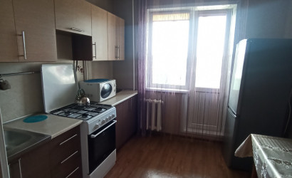 Снять 2-комнатную квартиру на сутки, Новополоцк, Молодёжная, 158. Фото 2