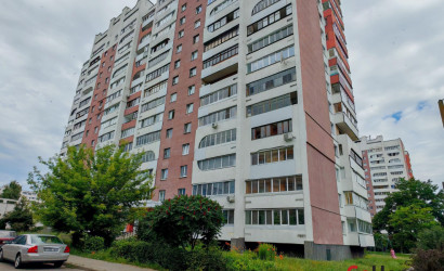 Купить 2-комнатную квартиру, Солигорск, Ленина ул., 43. Фото 1