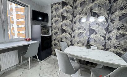 Купить 3-комнатную квартиру, Гродно, Виктора Глухова, 30. Фото 2