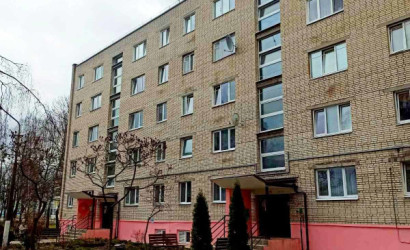 Купить 2-комнатную квартиру, Пинск, 60 лет Октября, 12. Фото 1