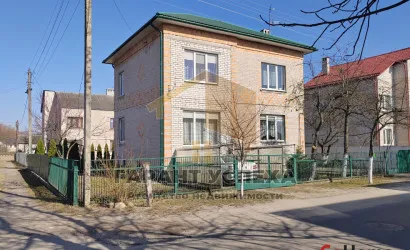  2-этаж.(160 м2), Брест(Школьная)