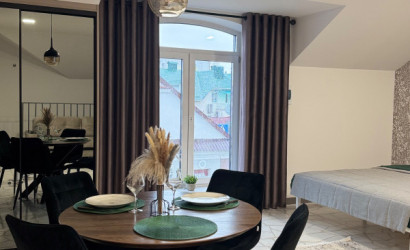 Снять 1-комнатную квартиру на сутки, Несвиж, ул. Карла Маркса 2/2. Фото 1