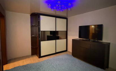 Купить 3-комнатную квартиру, Дружный, Шамановского 17. Фото 11