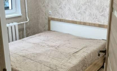 Снять 2-комнатную квартиру на сутки, Волковыск, Ленина, 1. Фото 1