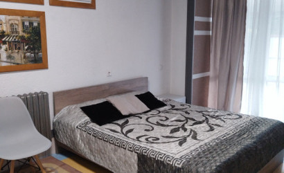 Снять 4-комнатную квартиру на сутки, Клейники, Вишнёвая, 2. Фото 9