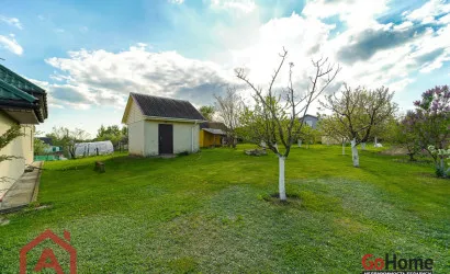  2-этаж.(145 м2), Заямное(Социалистическая)
