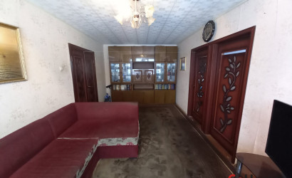 Купить 4-комнатную квартиру, Новополоцк, Молодежная ул., 94. Фото 1