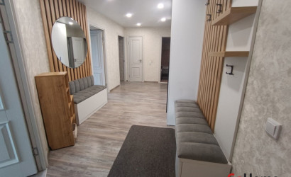 Купить 3-комнатную квартиру, Пинск, Суворова, 33. Фото 2