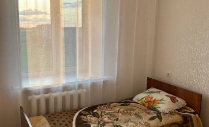 Снять 3-комнатную квартиру на сутки, Несвиж, Партизанская,д.8,кор1.кв40. Фото 2