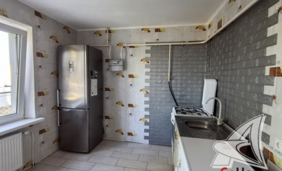 Купить 3-комнатную квартиру, Тельмы-1, , . Фото 10