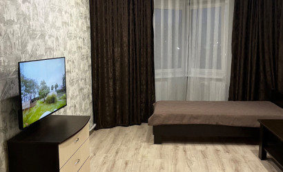 Снять 3-комнатную квартиру на сутки, Новополоцк, Денисаво 14. Фото 1