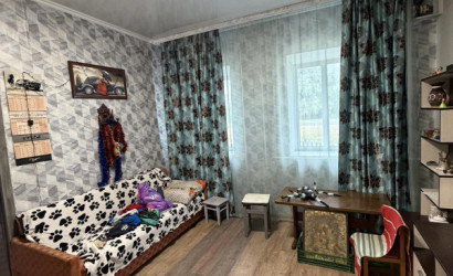  1-этаж.(73.3 м2), Новозахарполье(Маяковского)