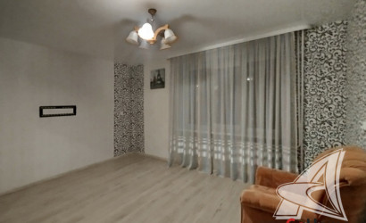 Купить 3-комнатную квартиру, Кобрин, , . Фото 2