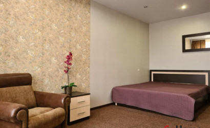 Купить 2-комнатную квартиру, Витебск, Актеров Еременко ул., 4. Фото 1