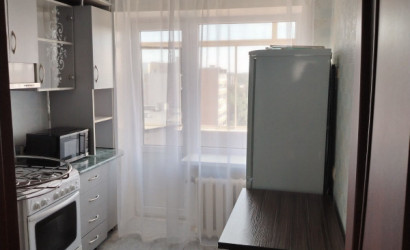 Снять 1-комнатную квартиру на сутки, Новолукомль,  Ул. Набережная д. 21 кв. 40. Фото 1