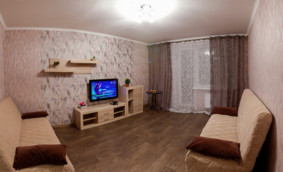 Снять 1-комнатную квартиру на сутки, Могилев, Днепровский Бульвар 22а. Фото 1