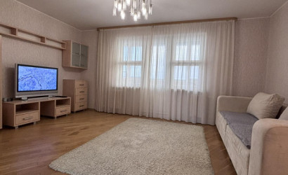 Снять 3-комнатную квартиру на сутки, Минск, ул. Лещинского, д. 31 (Фрунзенский район). Фото 1