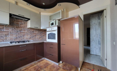 Купить 4-комнатную квартиру, Витебск, Чкалова ул., 52. Фото 3