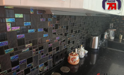 Купить 3-комнатную квартиру, Чисть, Центральная ул., 10. Фото 1