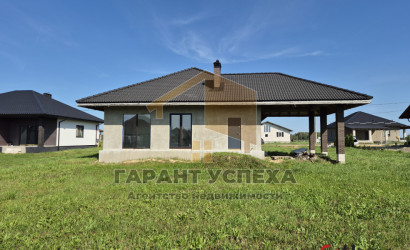 Купить дом, Гутовичи, Центральная, 12.58 соток. Фото 2