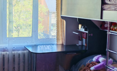 Купить 2-комнатную квартиру, Кировская, Мира, 27. Фото 4