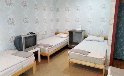 Снять 1-комнатную квартиру на сутки, Лоев, улица Комсомольская. Фото 1