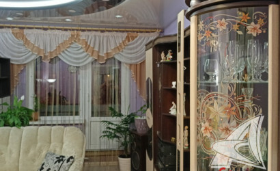 Купить 3-комнатную квартиру, Кобрин, , . Фото 1