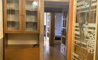 Снять 3-комнатную квартиру на сутки, Петриков, Бумажкова, 72. Фото 1