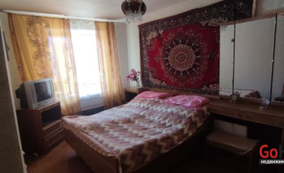 Купить 2-комнатную квартиру, Чисть, ул. 1 микрорайон д. 3. Фото 1