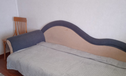 Снять 2-комнатную квартиру на сутки, Житковичи, Октябрьская улица, 47. Фото 2