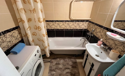 Снять 2-комнатную квартиру на сутки, Островец, Парковая 3. Фото 17