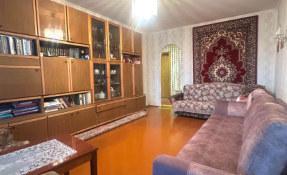 Купить 1-комнатную квартиру, Слуцк, Тутаринова ул., 1. Фото 3