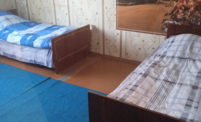 Снять 3-комнатную квартиру на сутки, Каменец, Брестская,  89. Фото 2