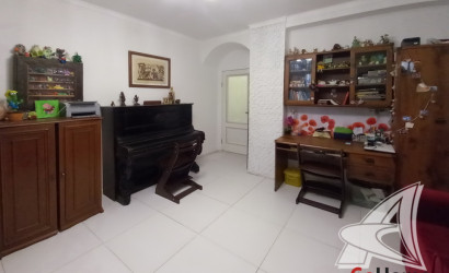 Купить 3-комнатную квартиру, Брест, Центр, ул. Зубачева. Фото 2