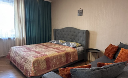 Снять 3-комнатную квартиру на сутки, Минск, ул. Одинцова, д. 99. Фото 1