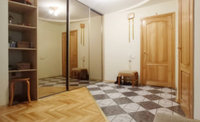 Купить 4-комнатную квартиру, Брест, Краснознаменная ул.. Фото 28