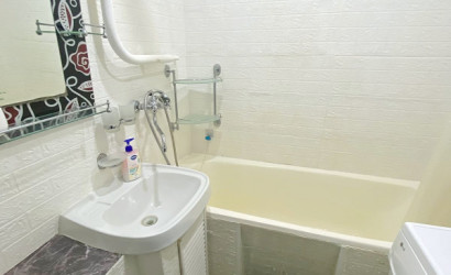 Снять 4-комнатную квартиру на сутки, Пружаны, улица 8 Марта. Фото 8