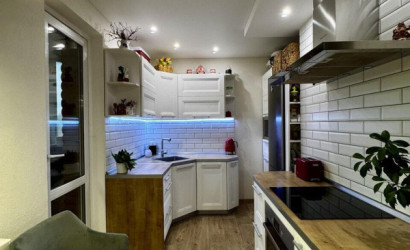 Купить 2-комнатную квартиру, Богатырево, Полесская ул., 3. Фото 1