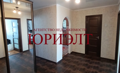 Купить 3-комнатную квартиру, Пинск, Костюшко, 40. Фото 1