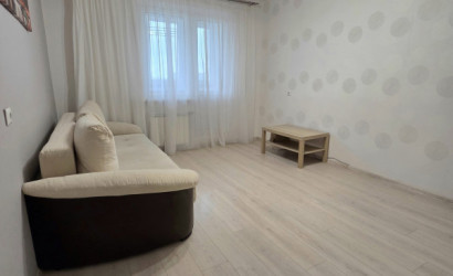 Снять 2-комнатную квартиру, Сеница, Набережная, 55Б. Фото 2