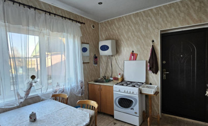 Купить дом, Горбачевка, 25 соток. Фото 1