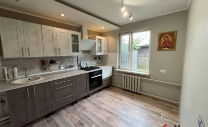 Купить коттедж, Ветка, Космонавтов, 1, 5 соток. Фото 2